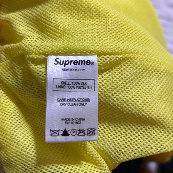 SUPREME Men’s Lemon Yellow Silk Sweat Pants - Picture 14 of 15